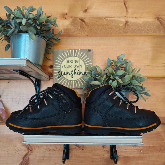 Timberland Black Orange Trim Leather Boots Walking Shoes Toddler size 9/US 26/EU - Picture 4 of 11